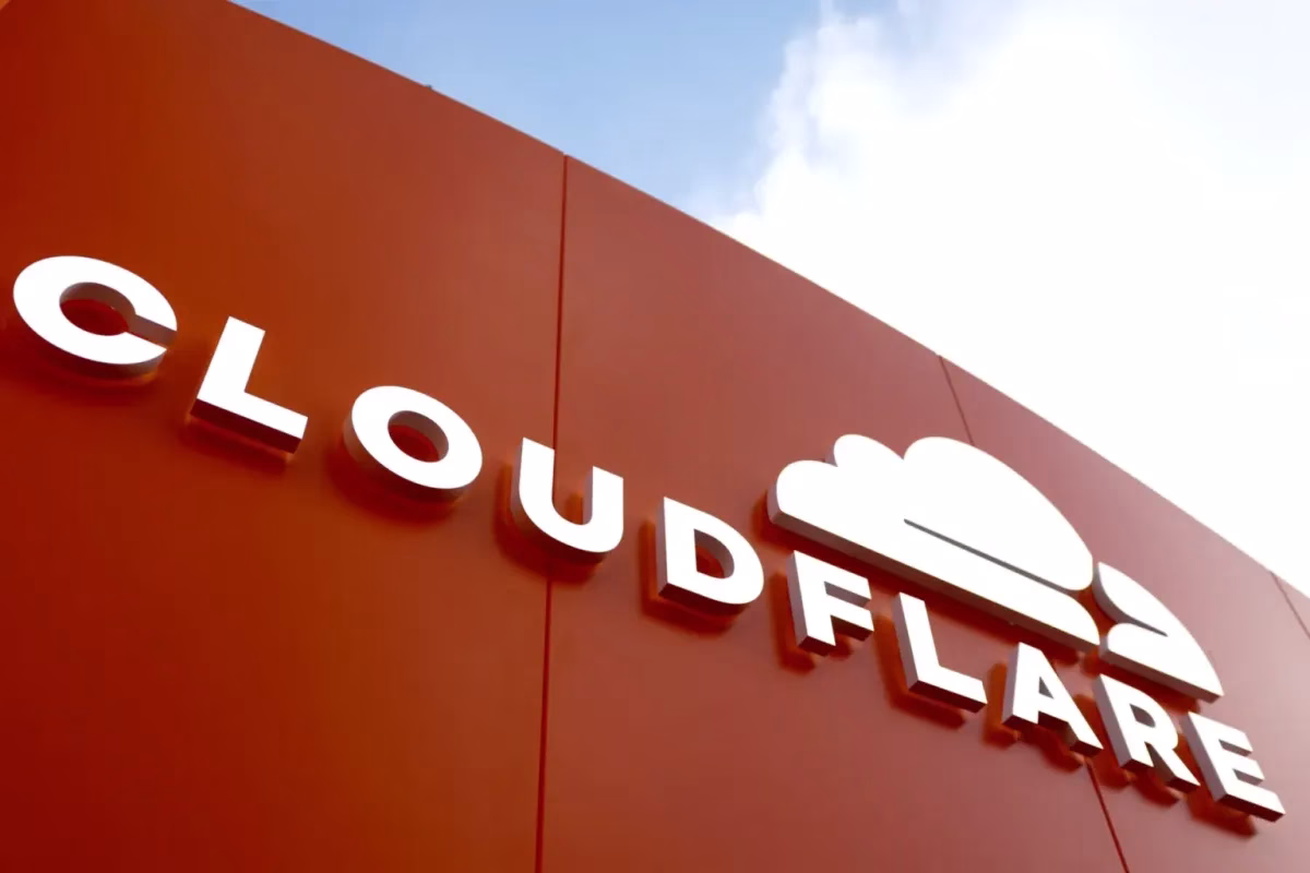 Kemenkomdigi Ancam Tutup Cloudflare Jika Tak Serius Tangani Judol