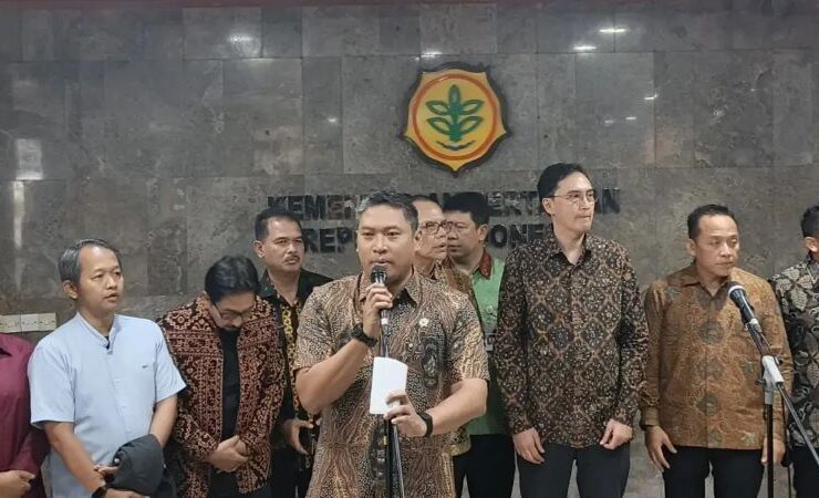 Inilah Lima Poin Strategis Pemerintah Atasi Anjoknya Harga Tandan Sawit di Petani