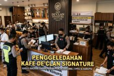 Geledah Kafe Polisi Temukan Uang Dolar Senilai Rp60 Miliar dari Brankas Tersembunyi